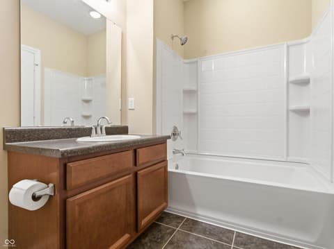 Photo of 156 Coatsville Drive, Westfield, IN