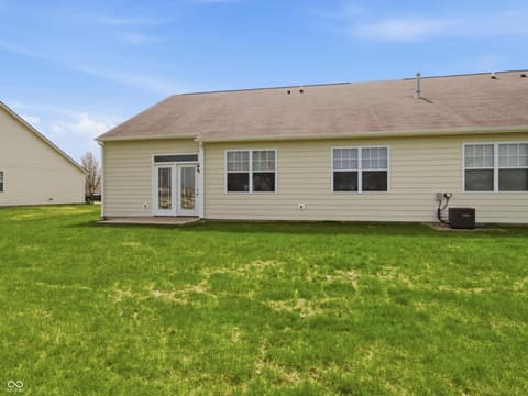 Photo of 156 Coatsville Drive, Westfield, IN