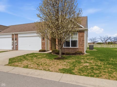 Photo of 156 Coatsville Drive, Westfield, IN