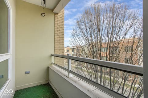 Photo of 932 Broadway Street, Indianapolis, IN