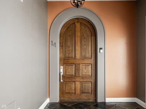 Photo of 932 Broadway Street, Indianapolis, IN