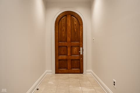 Photo of 932 Broadway Street, Indianapolis, IN