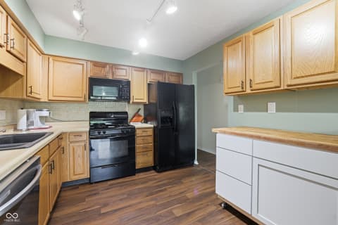 Photo of 7319 Prairie Lake Drive, Indianapolis, IN