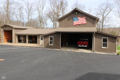Photo of 6366 S County Road 100 W, Greensburg, IN