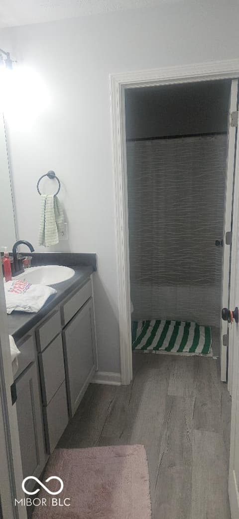 Bathroom at 1090 Tomahawk Place, Martinsville, IN