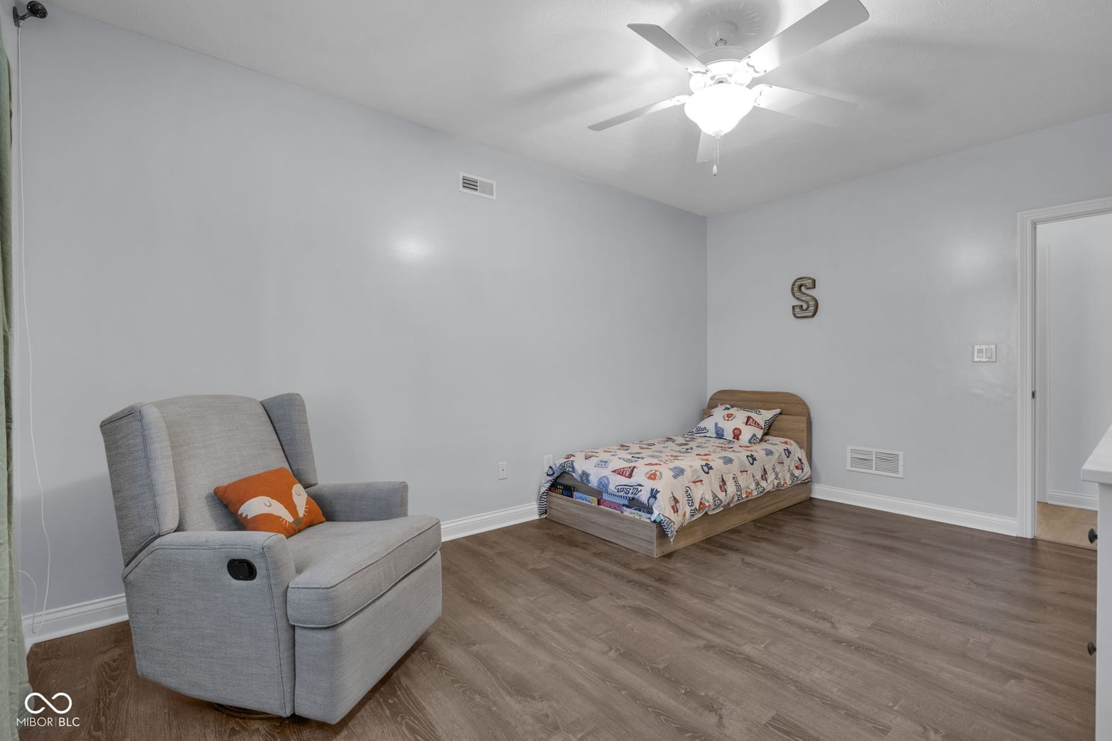 Bedroom