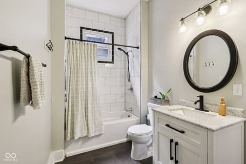 Photo of 437 Sanders Street, Indianapolis, IN