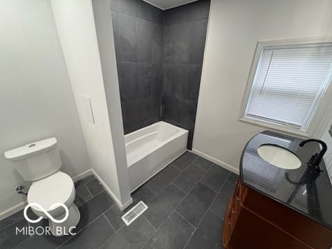 Photo of 2300 W 9th Street, Muncie, IN