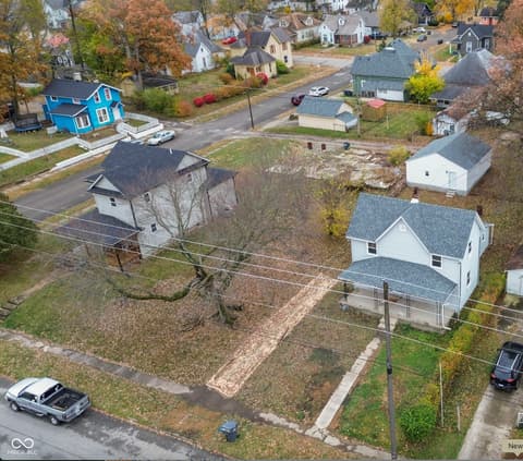 Aerial view at 911 W 3rd Street, Anderson, IN