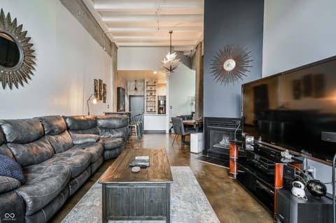 Photo of 611 N Park Avenue, Indianapolis, IN