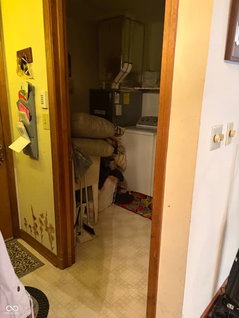 Laundry room at 1207 Sugar Hill Drive, Rushville, IN