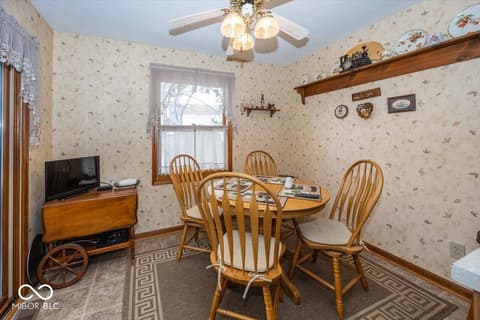 Dining room at 6943 Arjay Drive, Indianapolis, IN