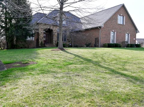 572 Foxboro Drive