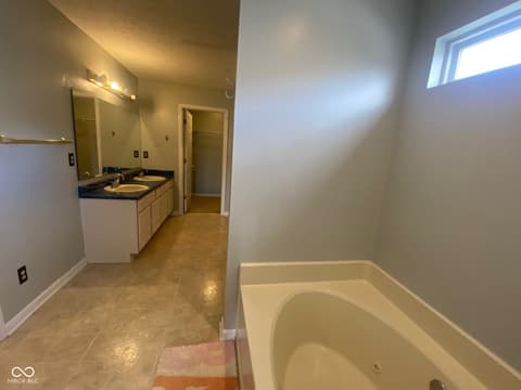 Photo of 5636 Glen Canyon Drive, Indianapolis, IN