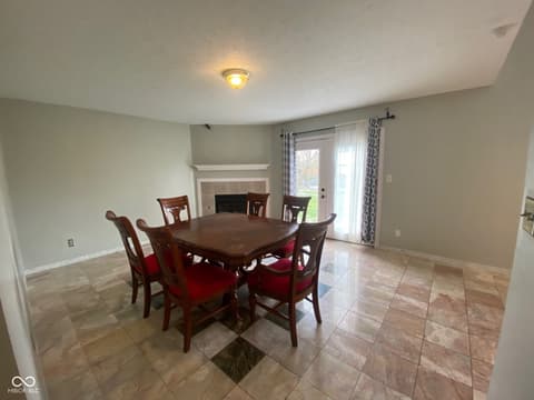 Photo of 5636 Glen Canyon Drive, Indianapolis, IN