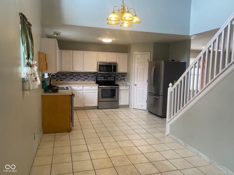 Photo of 5636 Glen Canyon Drive, Indianapolis, IN