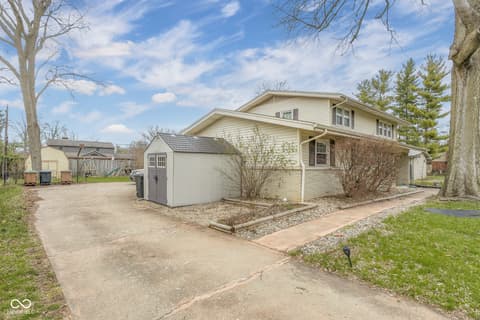 Photo of 4206 Ridgeway Avenue, Columbus, IN
