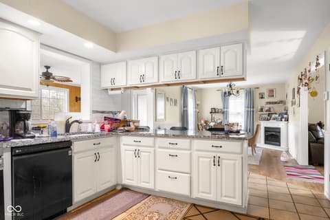 Photo of 4206 Ridgeway Avenue, Columbus, IN