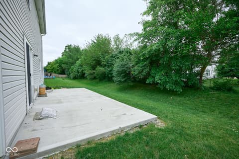 Yard at 4522 Angelica Drive, Indianapolis, IN