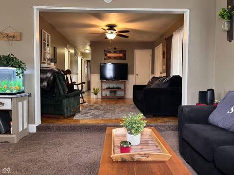 Photo of 2 Walden Drive, Gas City, IN