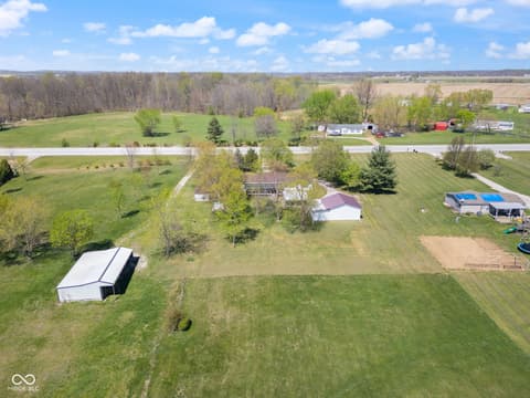 Photo of 5810 E State Road 56, Salem, IN