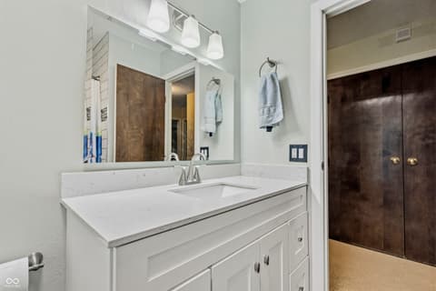 Photo of 1538 Pittwood Drive, Indianapolis, IN