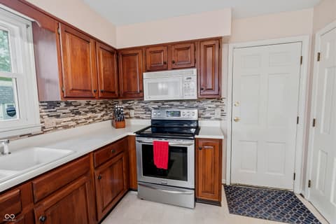 Photo of 1538 Pittwood Drive, Indianapolis, IN
