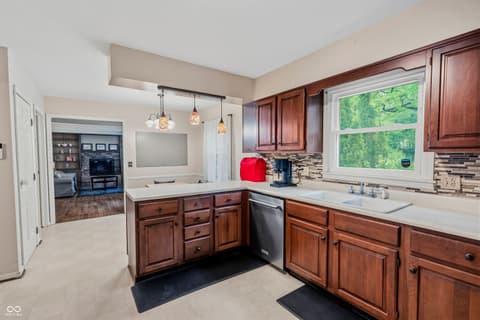 Photo of 1538 Pittwood Drive, Indianapolis, IN