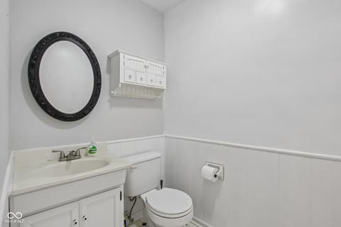 Photo of 2440 E County Road 300 S, Danville, IN