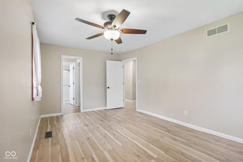 Photo of 2440 E County Road 300 S, Danville, IN