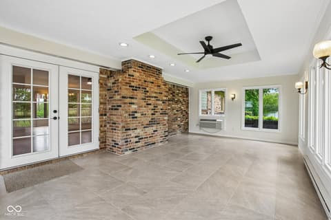 Photo of 2440 E County Road 300 S, Danville, IN