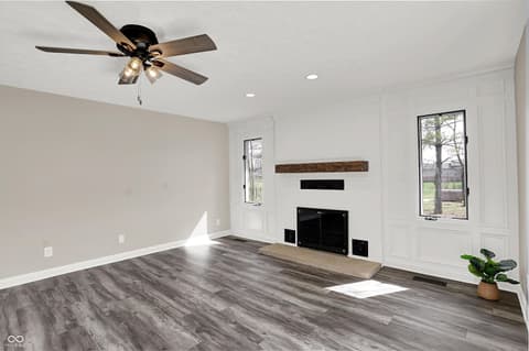 Family room at 7419 Franklin Parke Boulevard, Indianapolis, IN