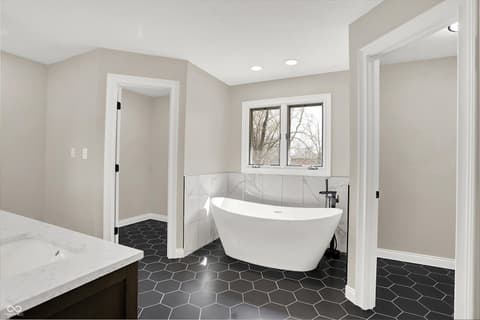 Primary bathroom at 7419 Franklin Parke Boulevard, Indianapolis, IN