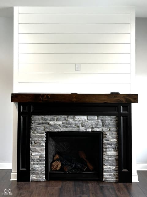 Fireplace — 1292 Foxview Court, Franklin, IN