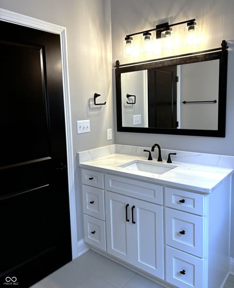 Bathroom at 1292 Foxview Court, Franklin, IN