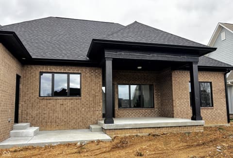 Photo of 1292 Foxview Court, Franklin, IN