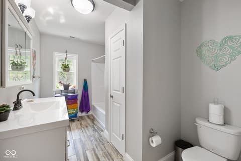Photo of 8130 E Lake Shore Drive, Rockville, IN
