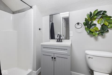 Photo of 8130 E Lake Shore Drive, Rockville, IN