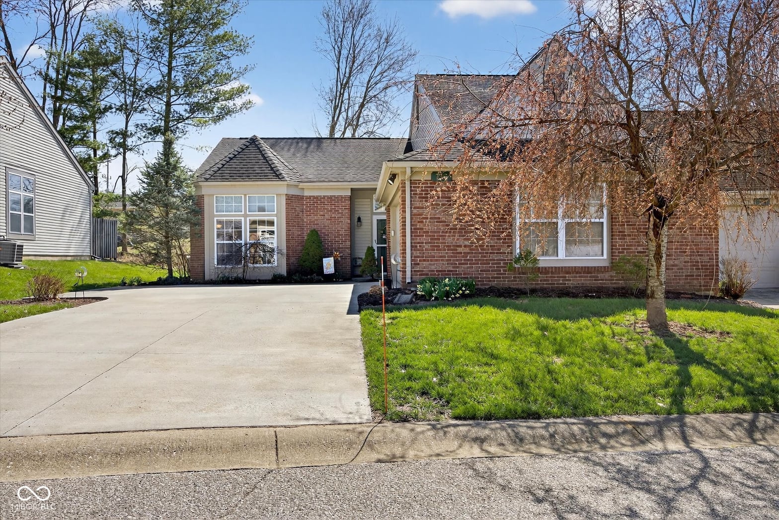 Photo of 712 E Moss Creek Drive, Bloomington, IN