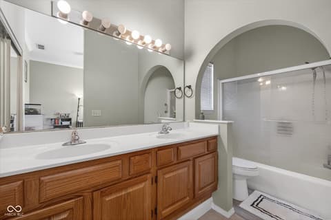 Photo of 712 E Moss Creek Drive, Bloomington, IN