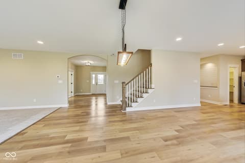 Photo of 7604 Brownstone Court, Greenfield, IN