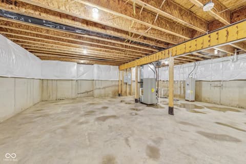 Photo of 7604 Brownstone Court, Greenfield, IN
