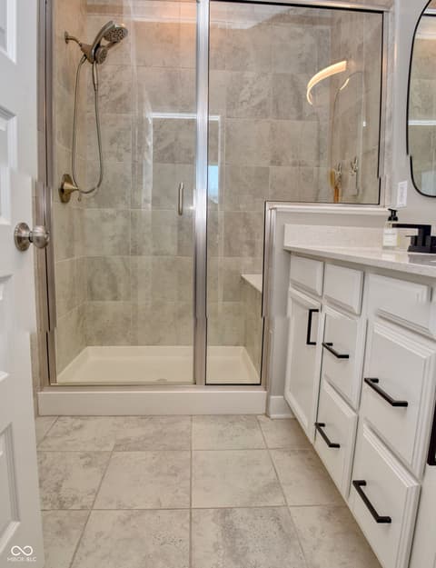 Primary bathroom at 6583 Apperson Drive, Noblesville, IN