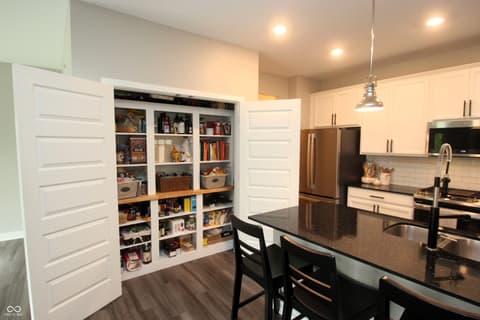 Photo of 6583 Apperson Drive, Noblesville, IN