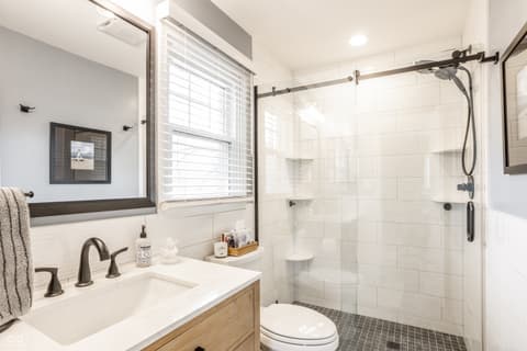 Photo of 7432 Glenview Drive W, Indianapolis, IN