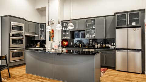 Photo of 141 S Meridian Street, Indianapolis, IN