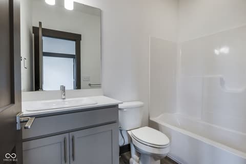 Primary bathroom at 18808 Cromarty Circle, Noblesville, IN