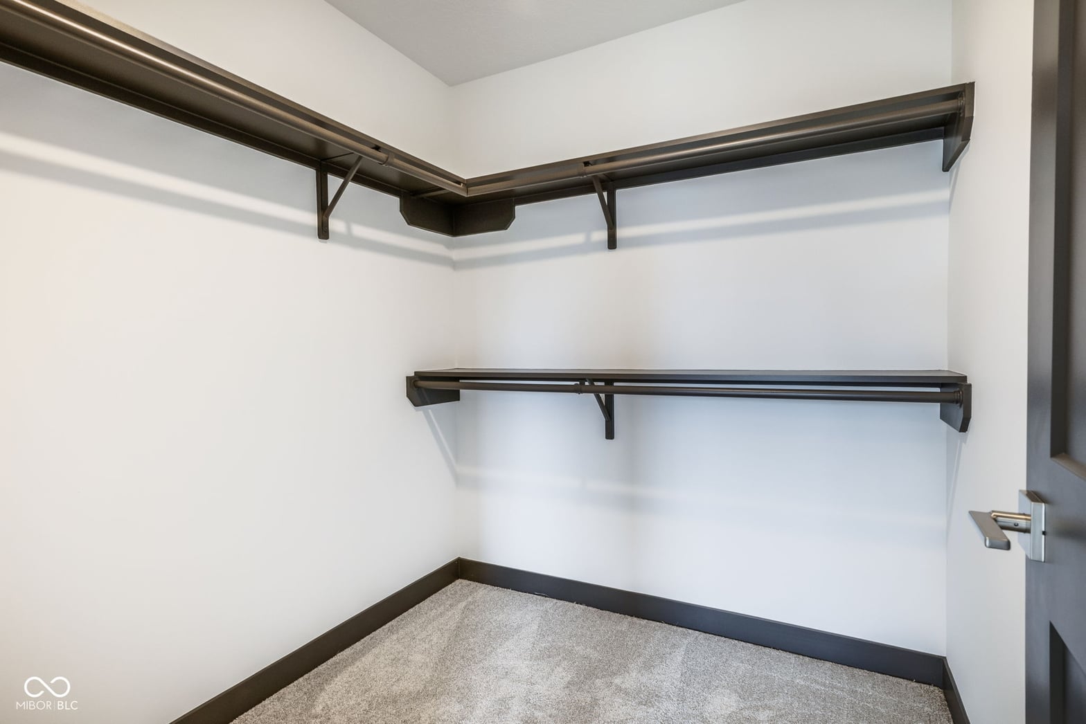 Walk In Closets