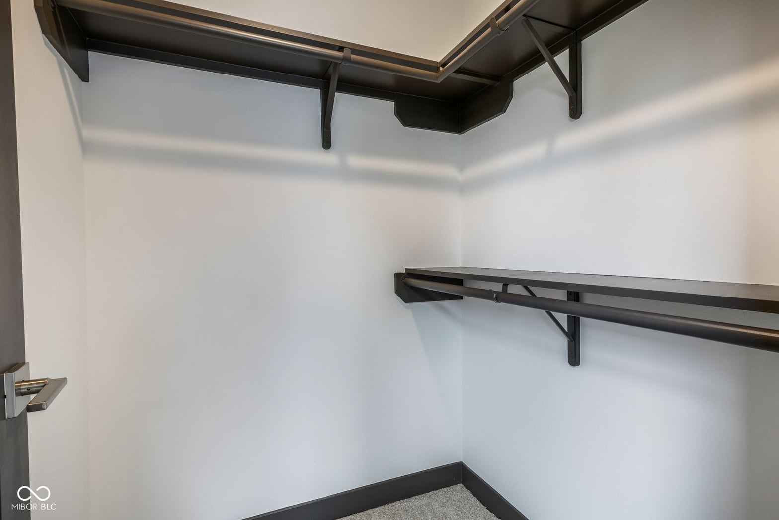 Walk In Closets