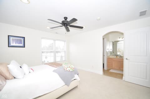 Photo of 5305 Fall Creek Road, Indianapolis, IN